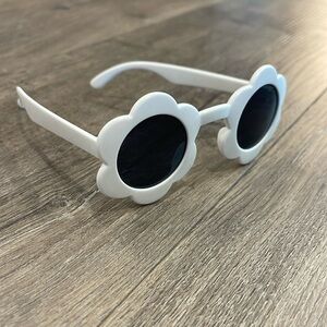 Toddler sunglasses